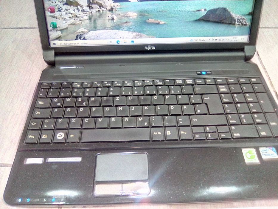 FUJITSU Lifebook A series MODEL: AH530 - 2 ПРОЦЕСОРА