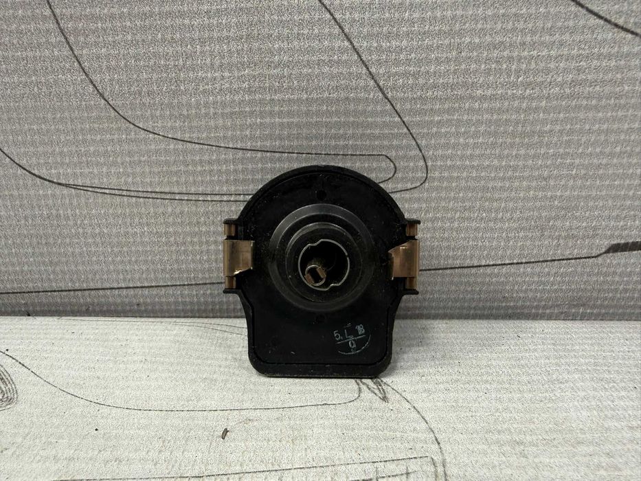 Actuator control suspensie Lexus GS 300 350 430 450H COD: 89241-30040 2009 / [2005-2012] / (5B2)