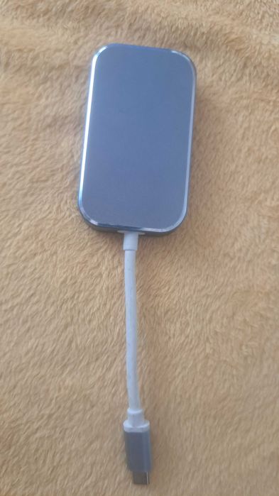 Hub adaptor USB C - HDMI, 3 x USB 3.1, 1 x USB C