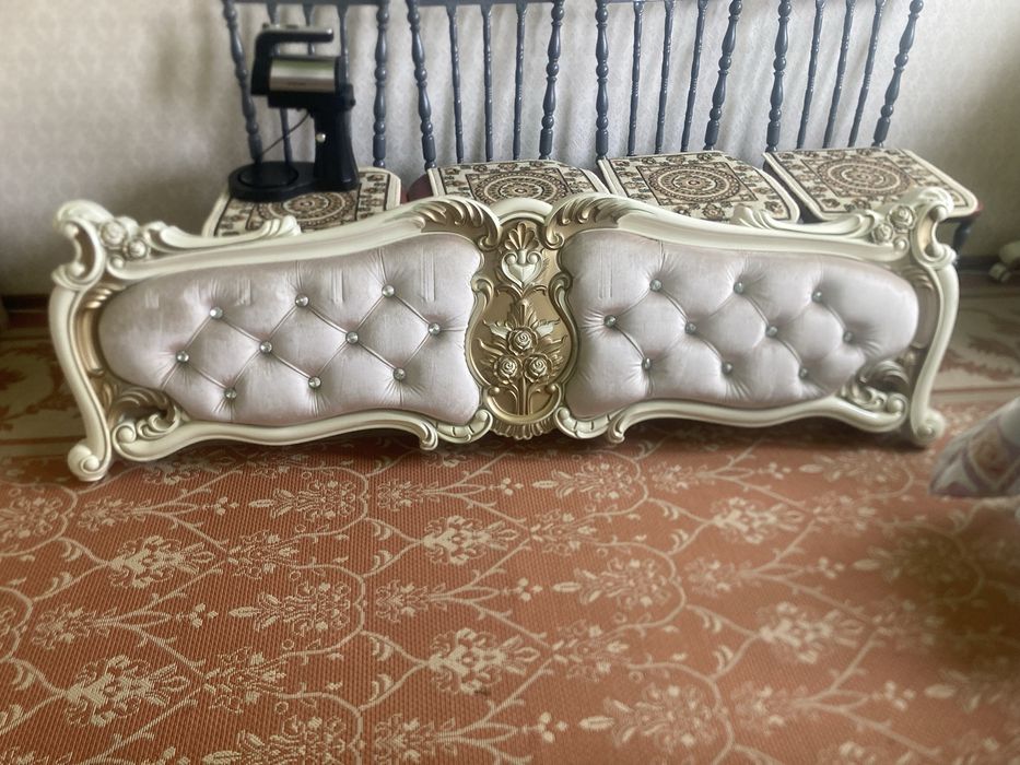 Кровать двуспальные