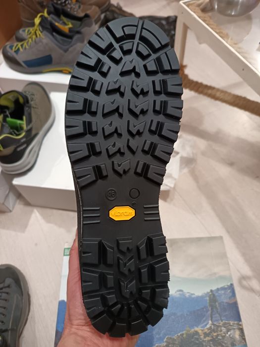 Gri Sport обувки за лов и туризъм, нови