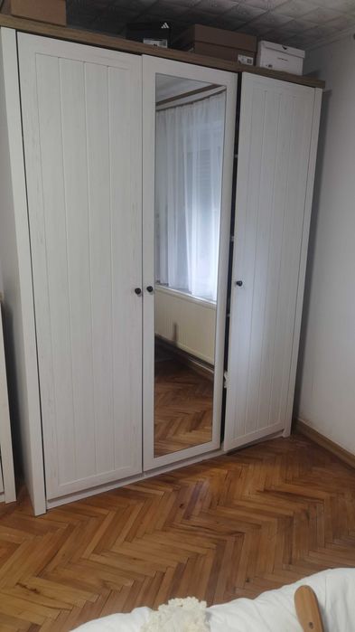 Mobila living și dormitor
