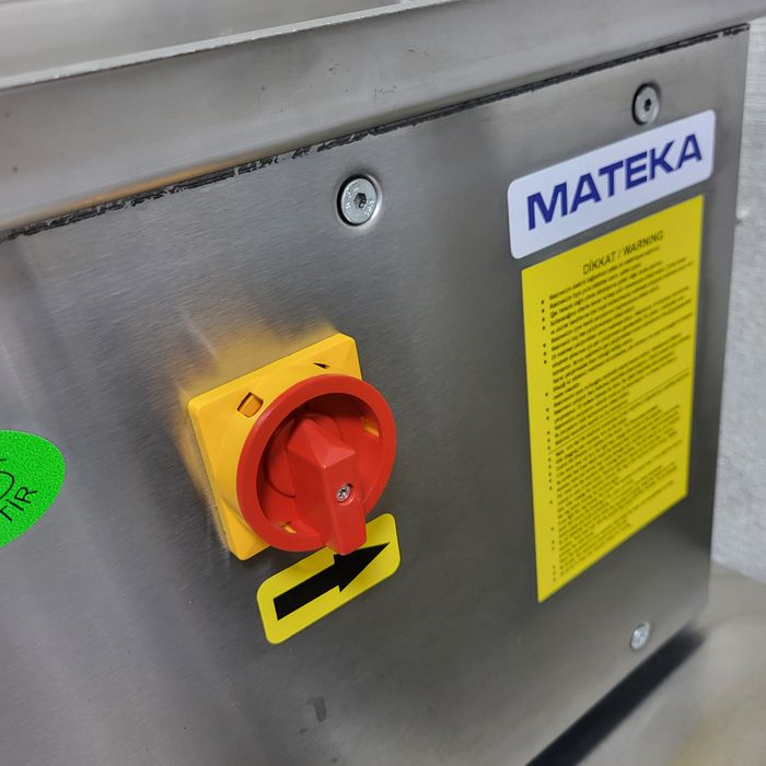 Продам профессиональную мясорубку