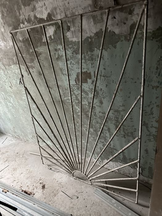 Пластиковые окна и решетки