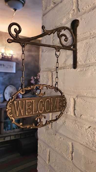 Двустранна изящна Чугунена табела–"Добре дошли"