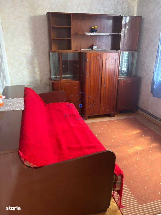 Apartament cu 3 camere – zona centrală