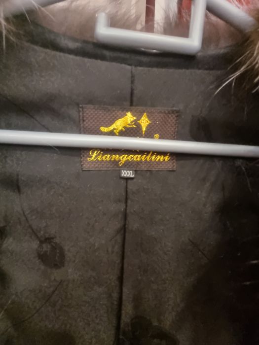 Шубы, полушубки безрукавка