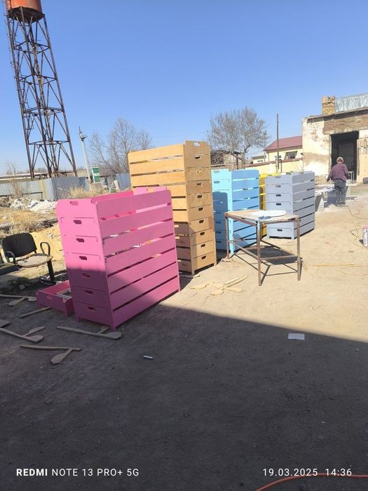 Bog'chalar uchun ajoyib turdagi kravatlaar va divanlar