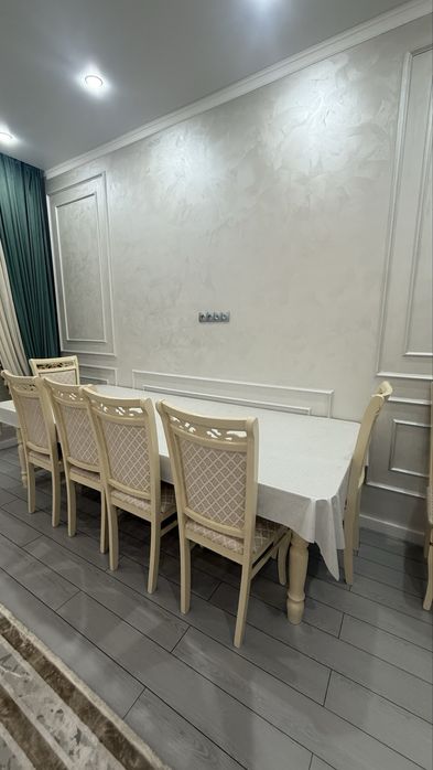 Мебель стол тсулья