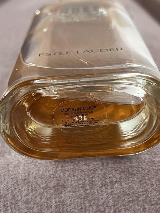 Estée Lauder Modern Muse