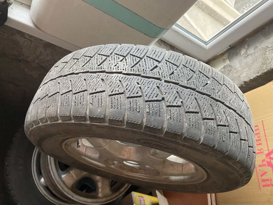 4 диска с шинами мерс