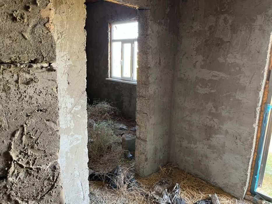Үй сатылады 10соттық жерімен
