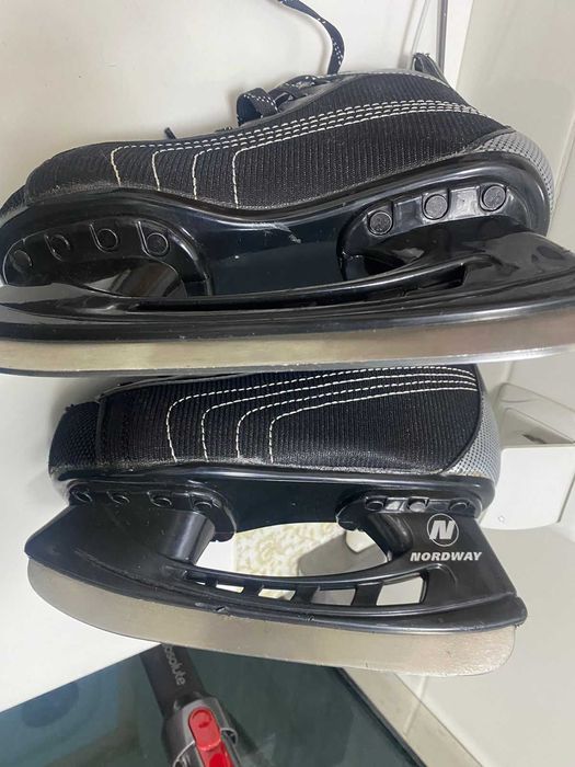 Коньки детские, размер 34