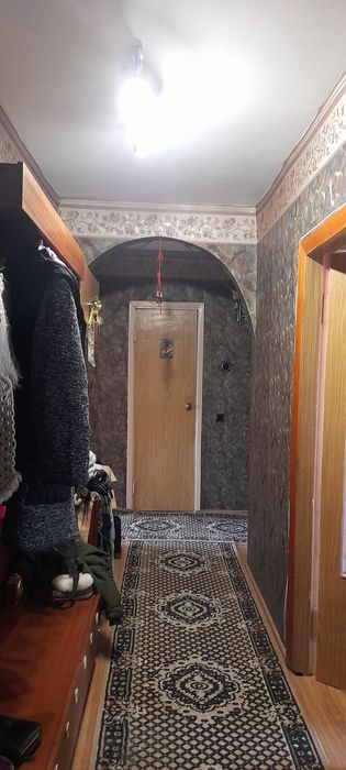 Продам квартиру 3-х комнатнаю