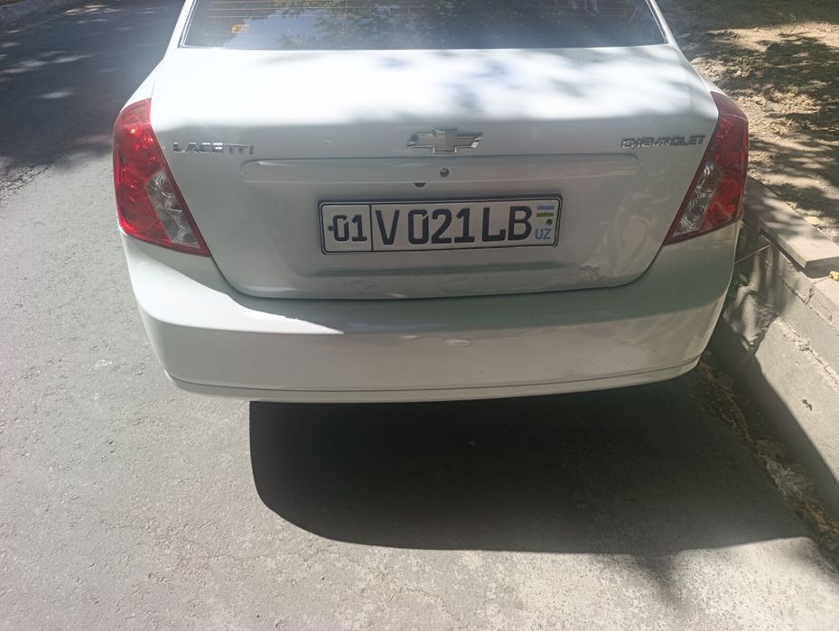 Автомобиль Джентра