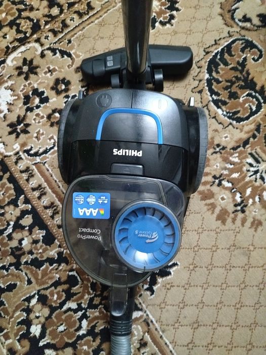 Пылесос ФИЛИПС кантейнер
