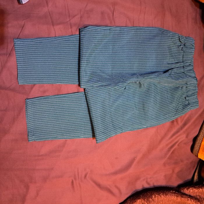 Vesta ,pantaloni și cămașa