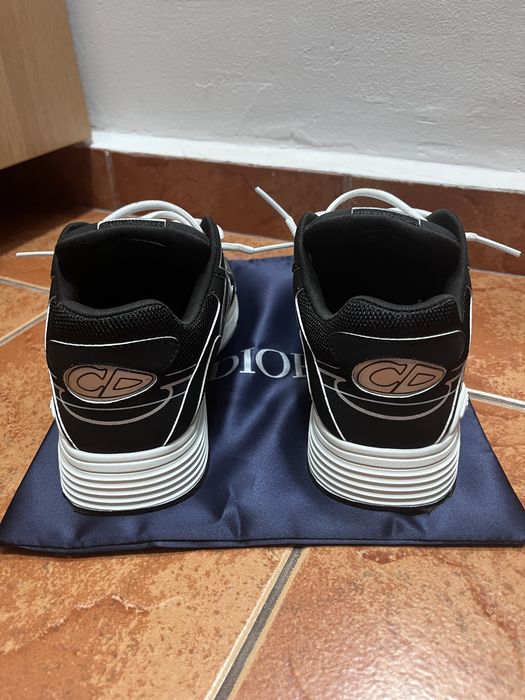 Dior b30 black and white