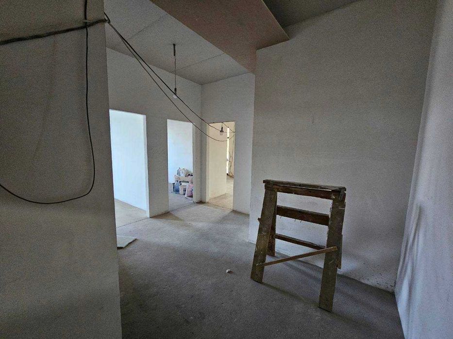 Срочно продаётся Skyline Tower 3/3/14 коробка Черновая отделка !