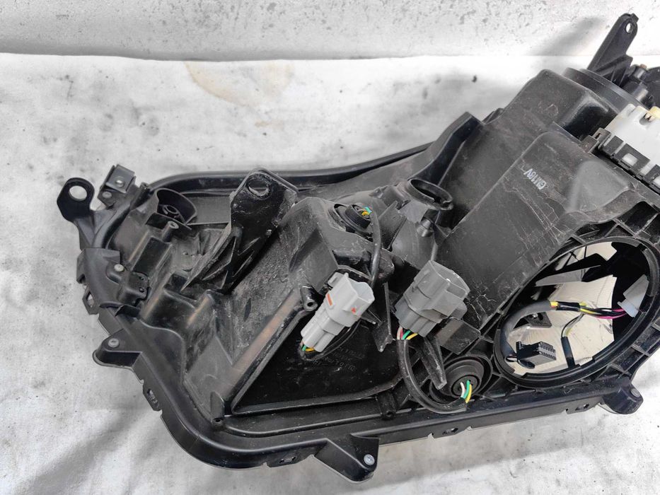 Оригинален фар Тойота Рав 4  Toyota Rav 4  Full Led