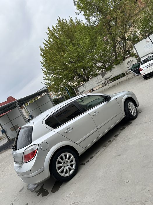 OPEL Astra 2004 — imagine 3