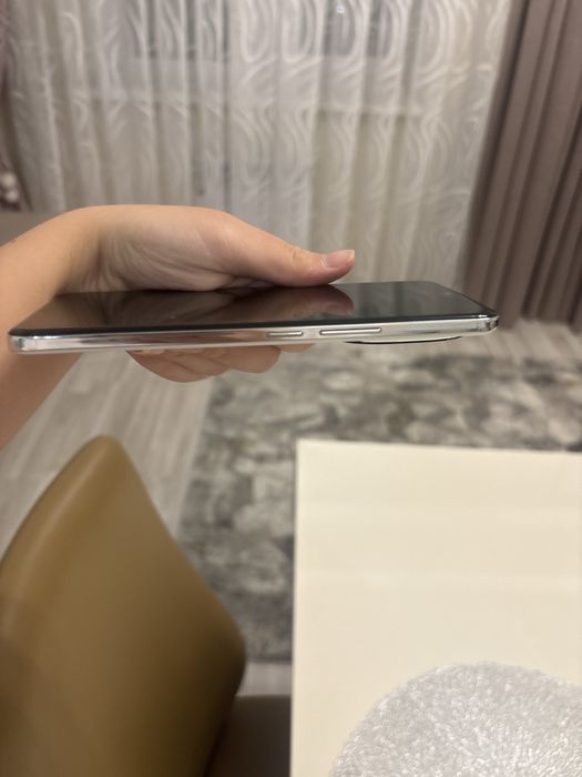 Honor 200 продаю