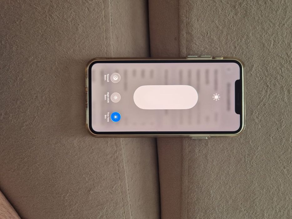 iPhone 11 Pro Max ( 64 g)