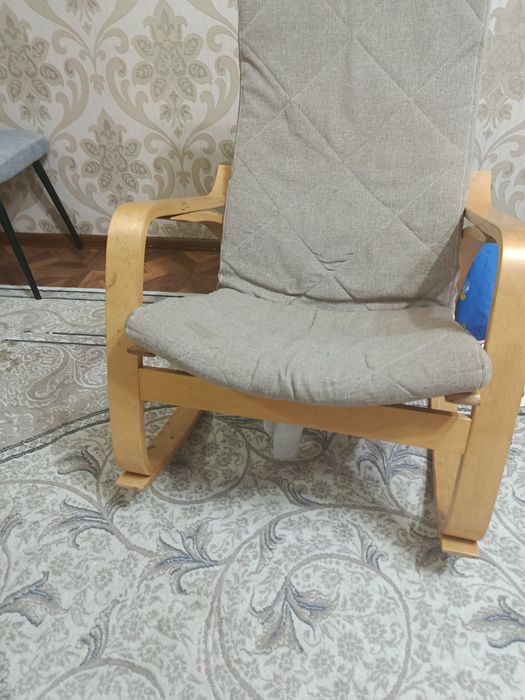 Парта со стулом качалкой
Оби