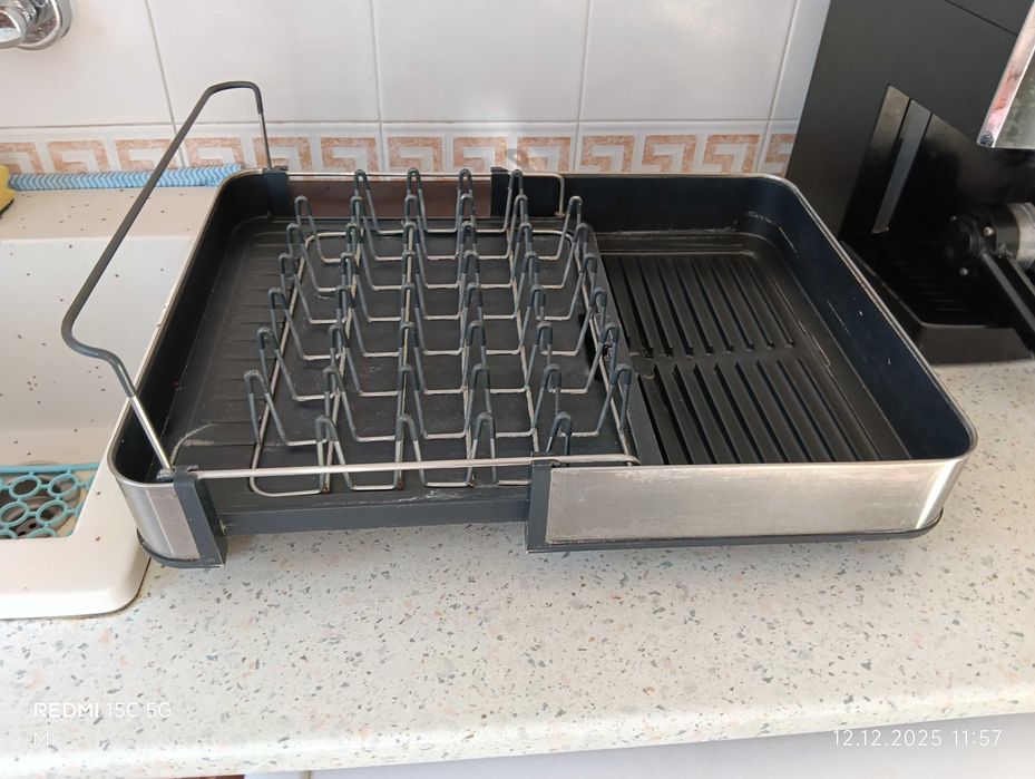 Сушивник за съдове  и прибори JOSEPH&JOSEPH от неръждавейка