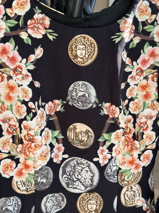 Разгрузка гардероба