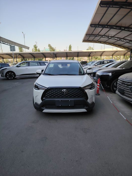 Toyota carolla cross Hybrid