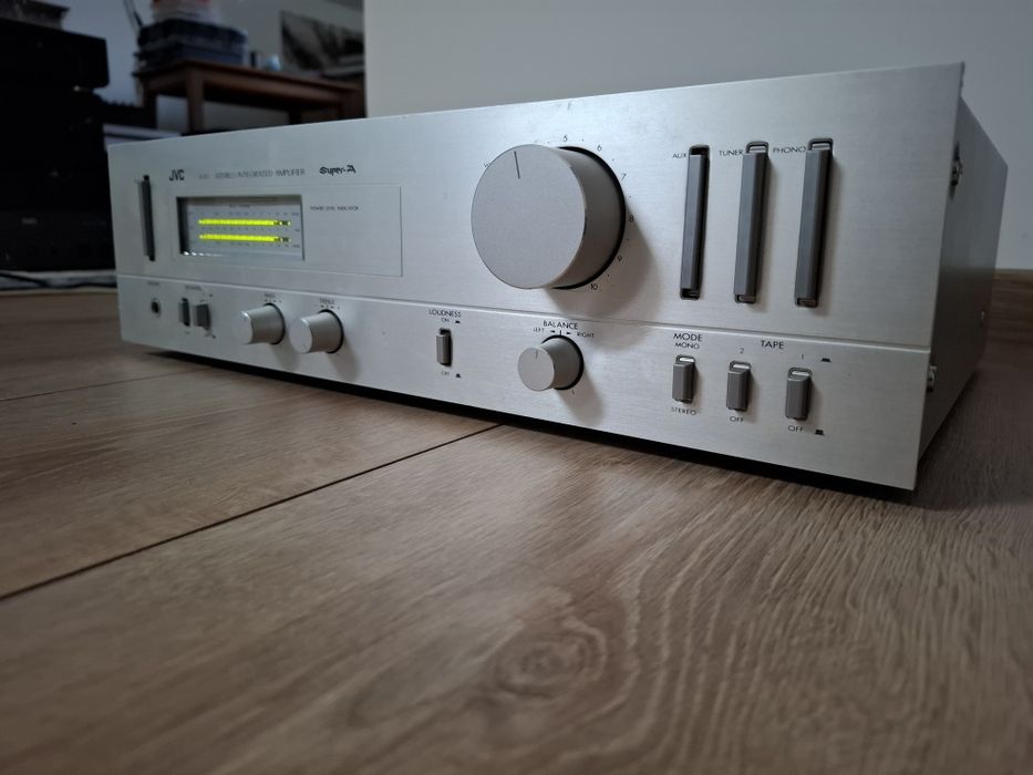 Amplificator  JVC  A-X1