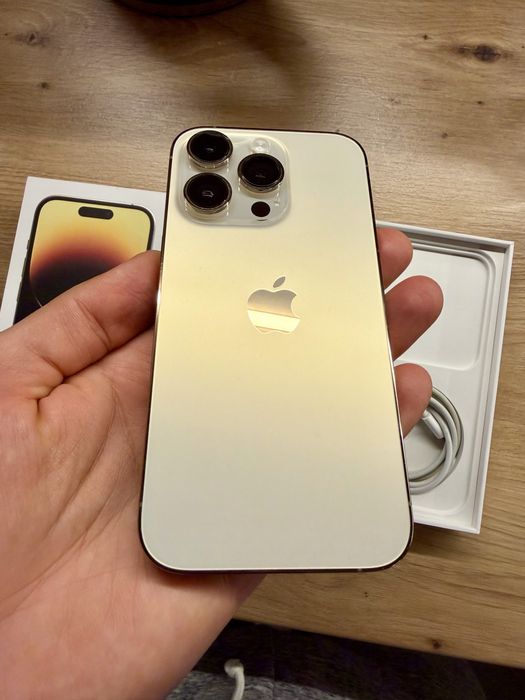iPhone 14 Pro 256GB - буквално като нов