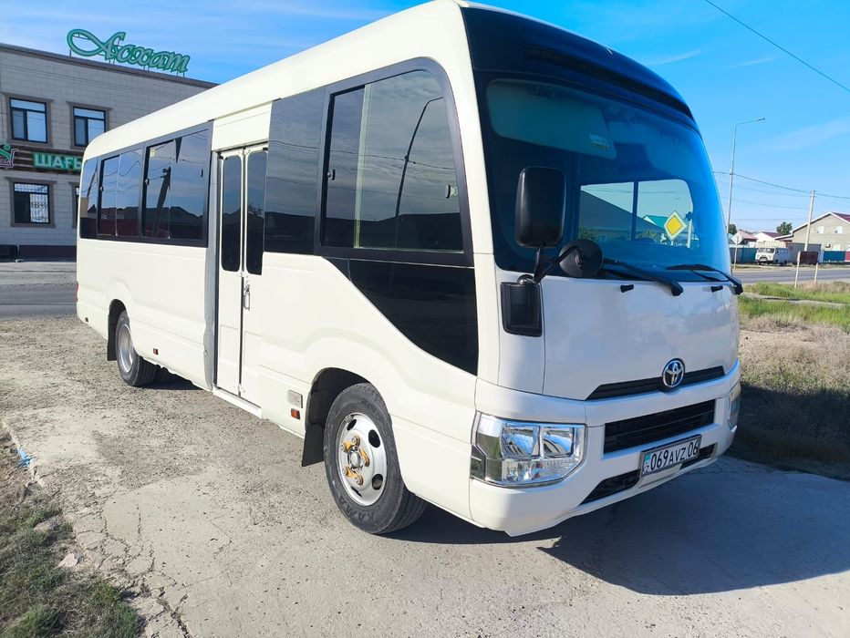 Продается автобус Toyota Coaster