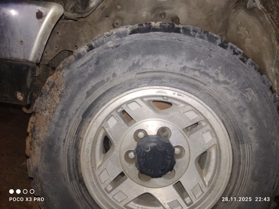 Продам hilux surf 130