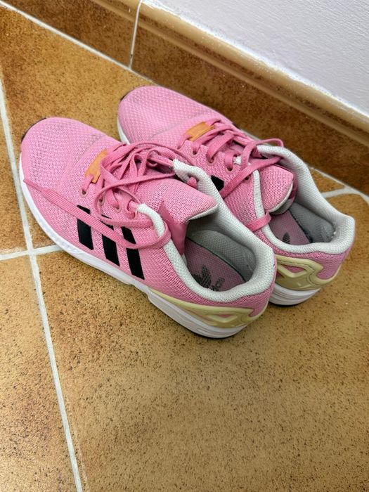 Adidași roz Adidas