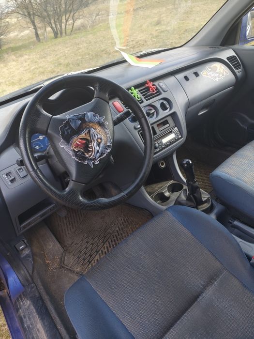 Honda hrv 1999 газ бензин