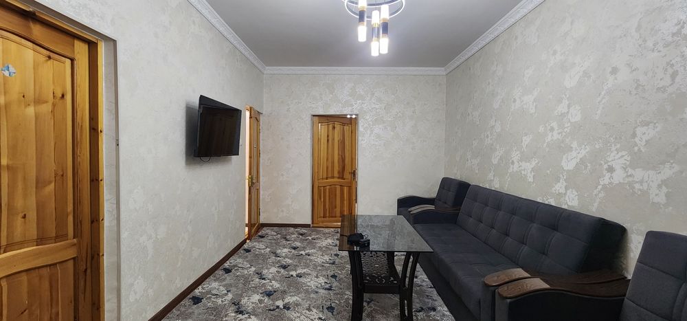 Метро Юнусобод Туркистон 2комнатная 2атаж 54квм все мебел техники