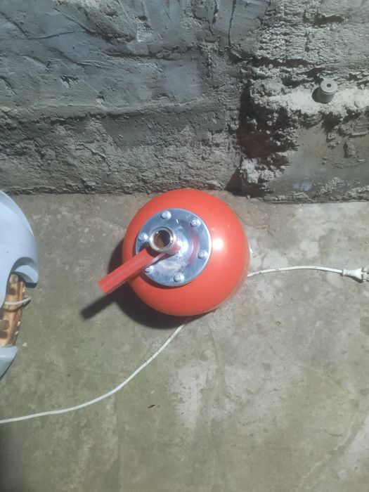 Аристон,расшир бочок