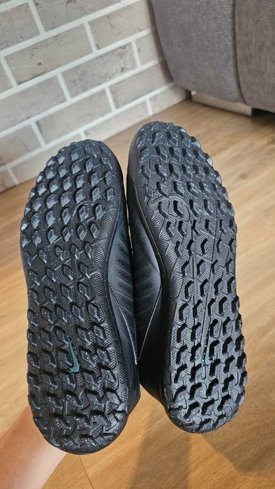 Футболни стоножки Nike Phantom Luna 2 League, номер 42,5