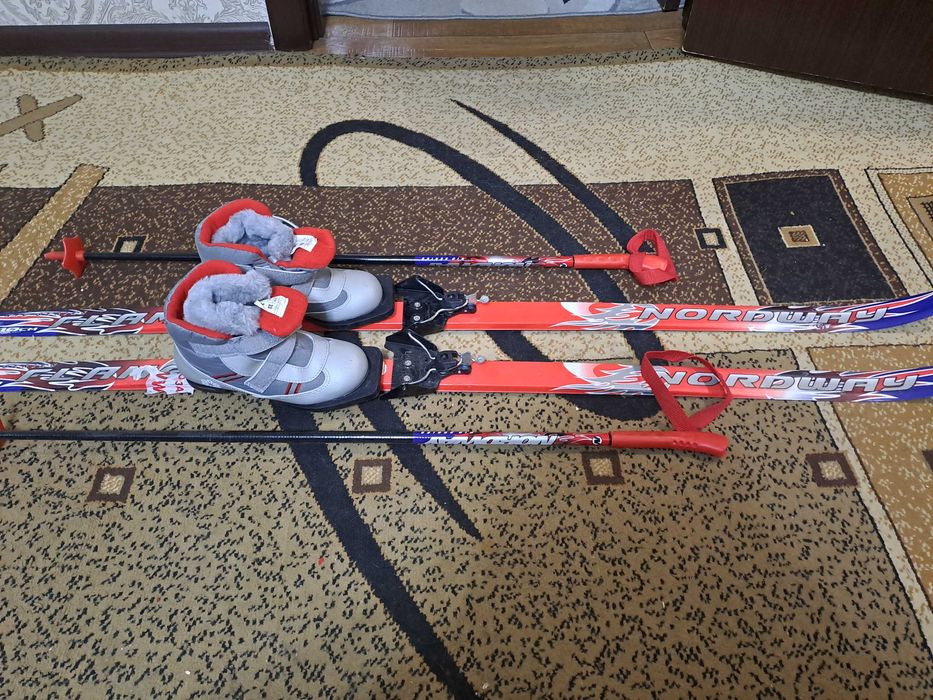 Продам лыжи,в идеальгом состоянии