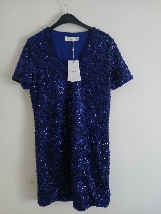 Нова блестяща рокля Vila
