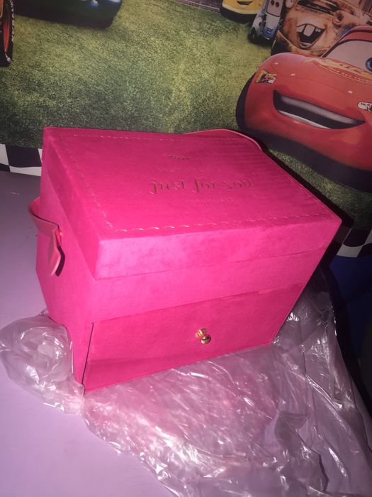 Шкатулка для украшений