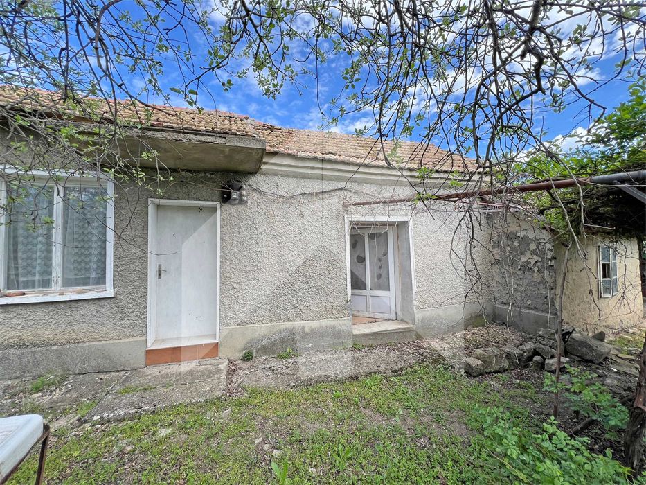 Продава се Къща в с. Зайчино ореше, Област Шумен - 61 кв.м за 318 €/кв.м - Снимка #2