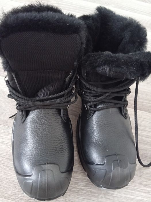 Продам ботинки зимние, рабочие