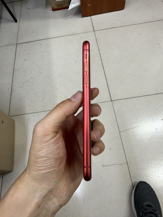 Продам iphone 11 128гб