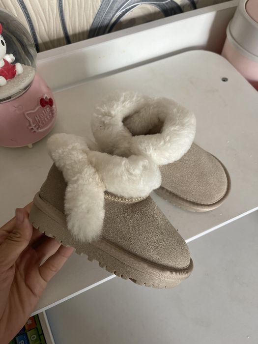 Натуральные новые угги детские