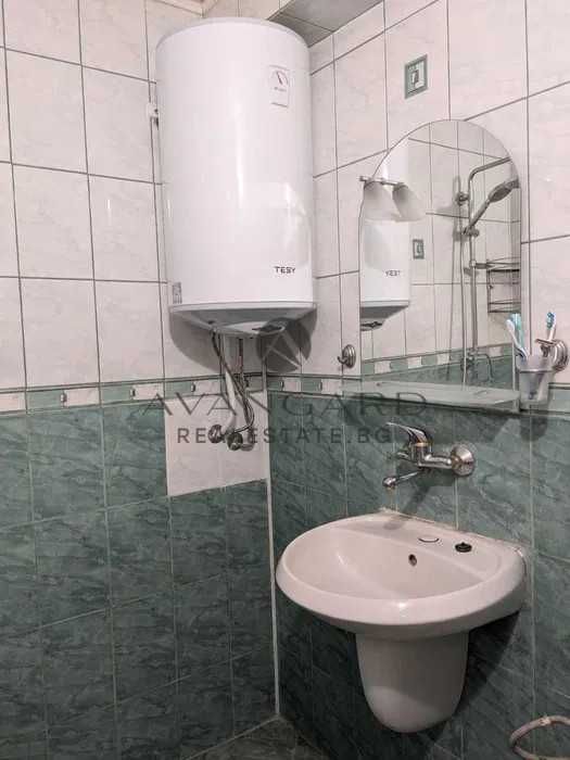 Продава се Четиристаен апартамент в Пловдив, Кючук Париж - 100 кв.м за 1970 €/кв.м - Снимка #17