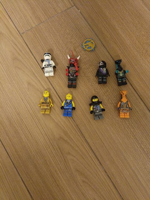 Продаю фигурки лего Ниндзяго