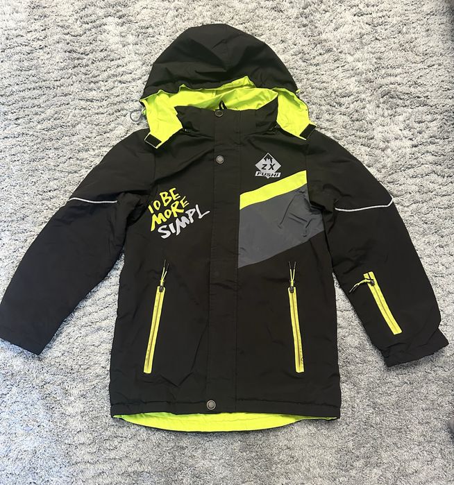 Продам куртки б/у, на рост 128, 140, 152